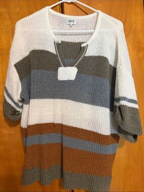 BKE Striped Crew Neck Sweater in White, Gray & Brown